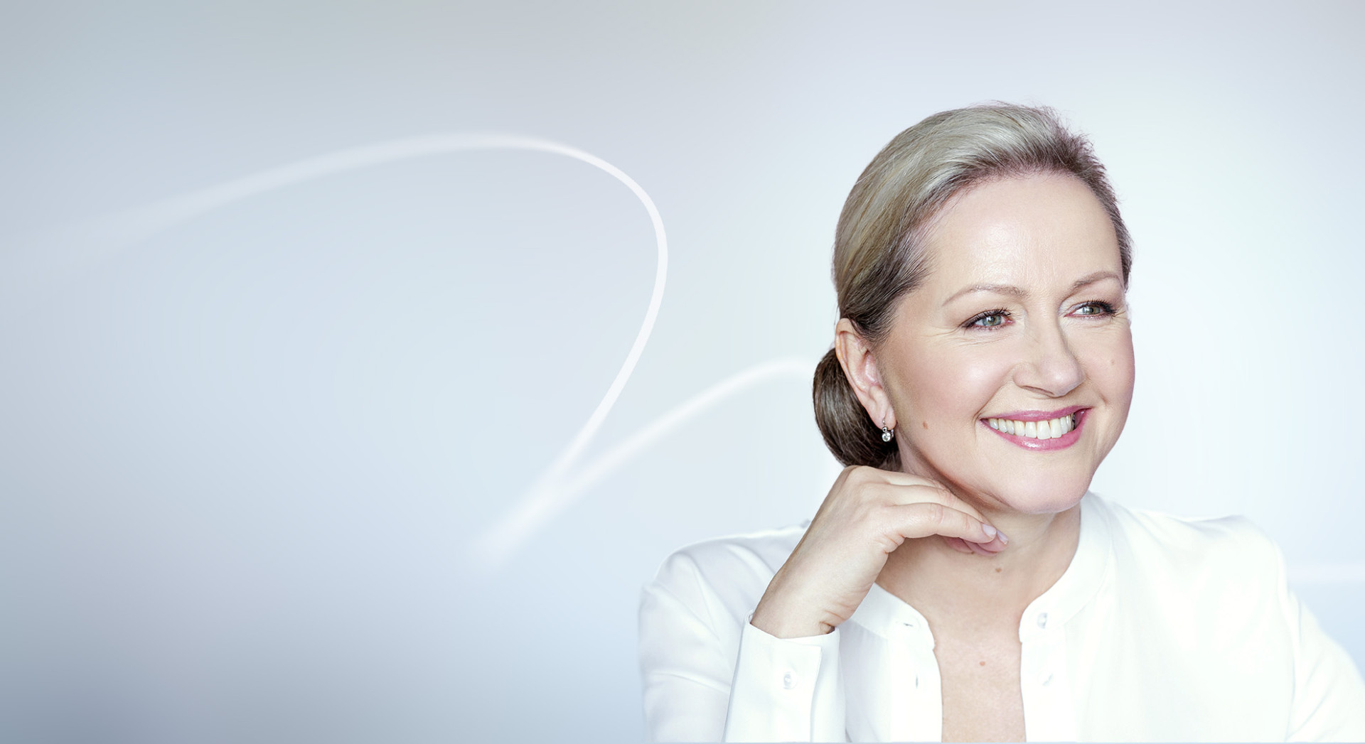 Frau Lucie 56 - MyFaceLift-Gesichtsverjüngung