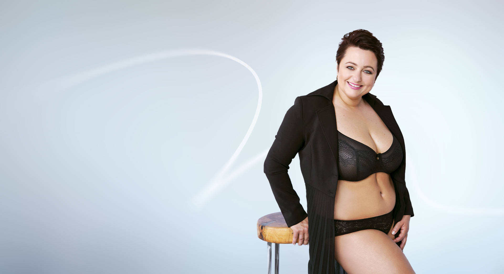 Frau Renata 44 - Plastische Chirurgie des Abdomens