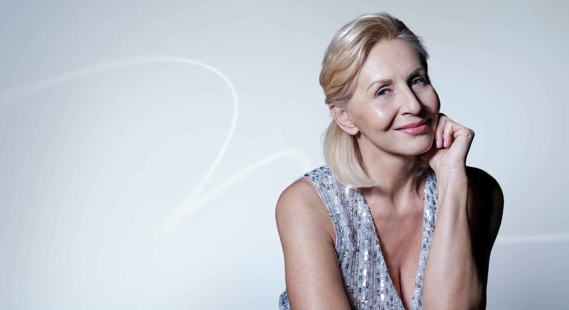 Frau Šárka 54 - Gesichtsverjüngung MyFaceLift + HV