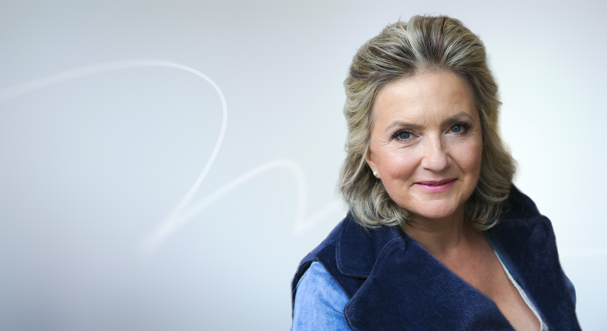 Frau Jitka 56 - Facelifting und Halslifting mit Ober- und Unterlidkorrektur